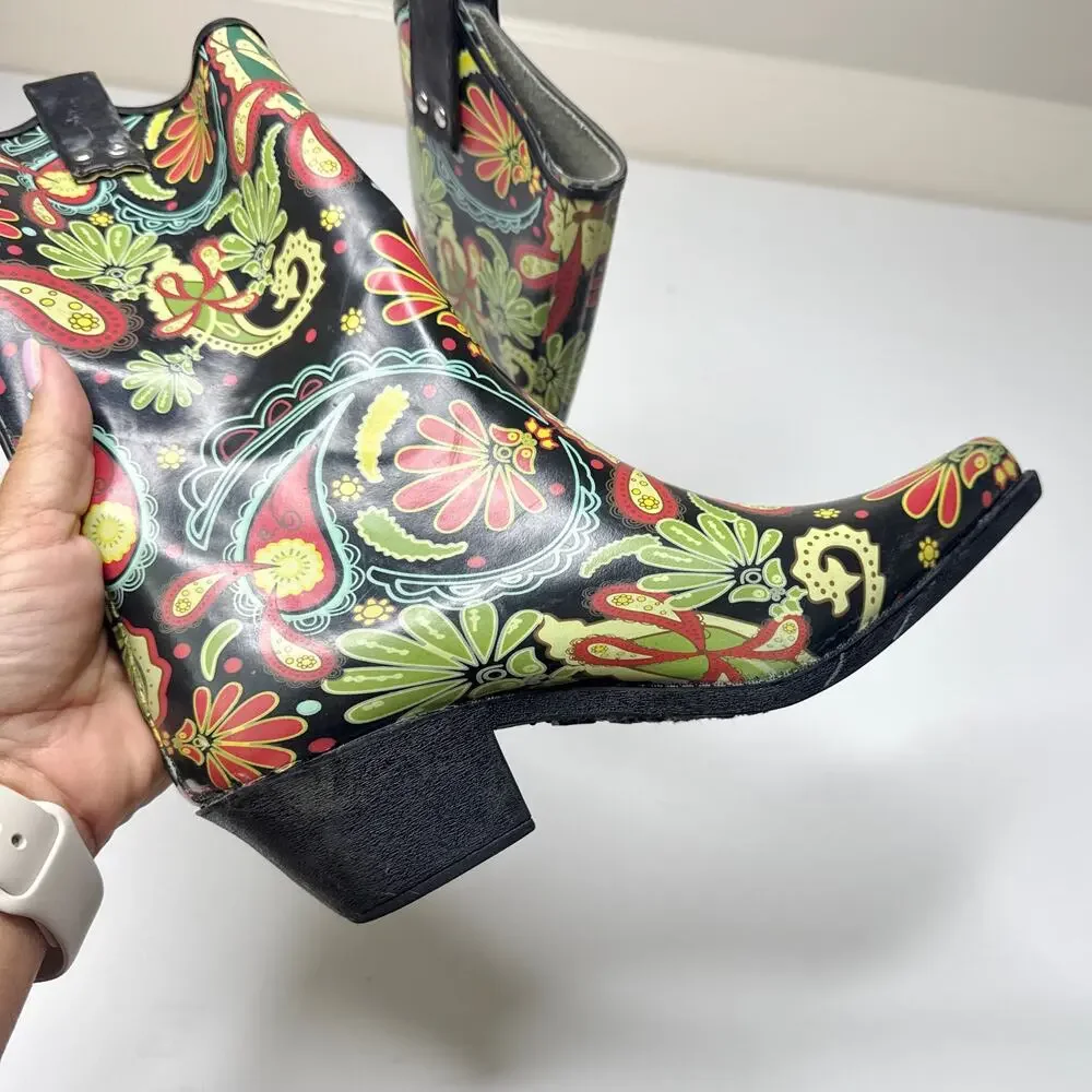 Nomad Women's‎ Yippy Western Rain Boot Size 7 Waterproof Floral Paisley Pull On